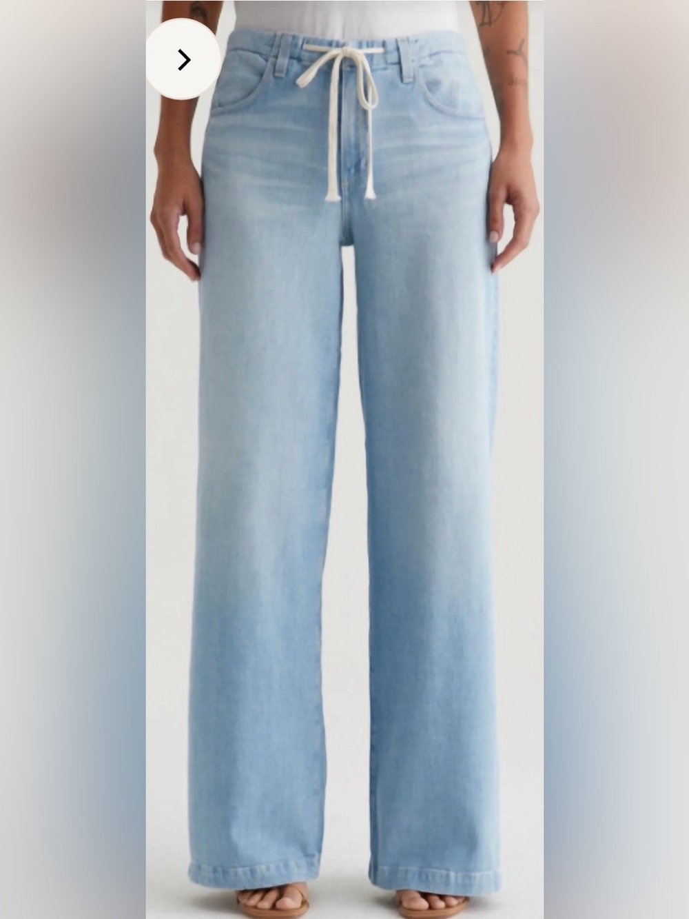 AG Jeans Stella Cinched Wide leg Light Wash 29” x 32” Inseam NWT Zip and String